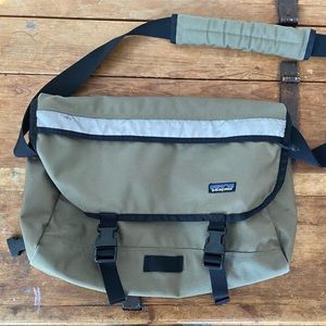 Patagonia Half Mass Messenger Bag